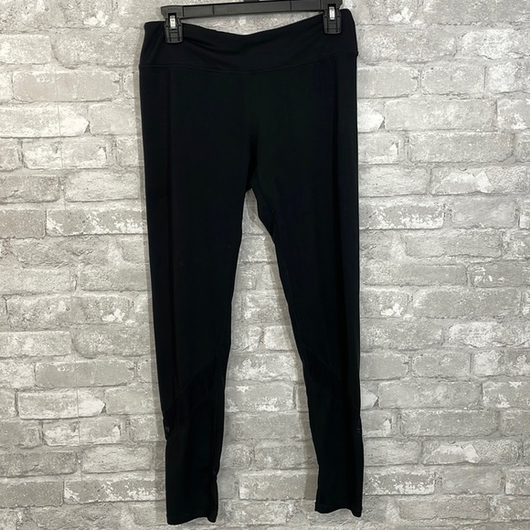 Mono B Black Yoga Leggings with Mesh Accent - Picture 2 of 6